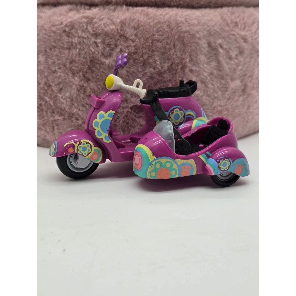 LPS Littlest Pet Shop Blythe Flower Power Purple Scooter Accessory Figure Pets